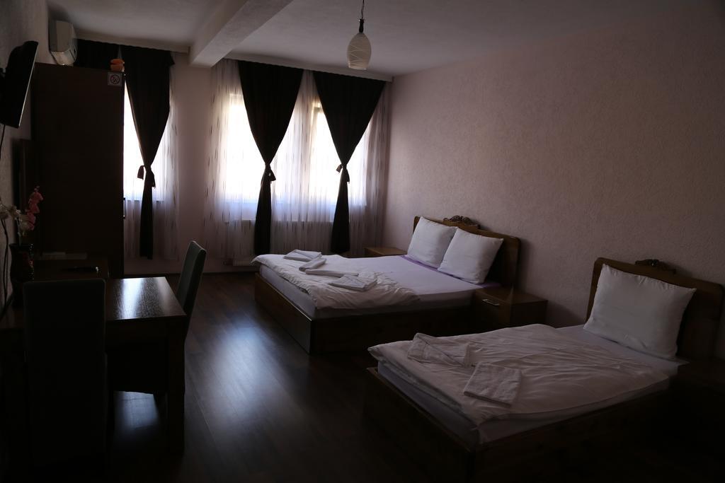Hotel Antika بريزرن الغرفة الصورة